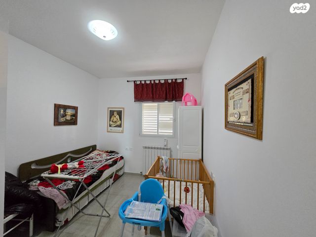 דירה, הרב יצחק נסים, חומת שמואל, הר חומה, ירושלים