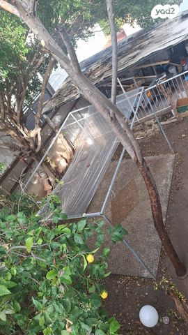 דופלקס, הרב עוזיאל, מוצקין הותיקה, קרית מוצקין