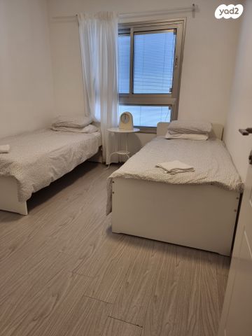 דירה, שדרות ניצה 20, צפון מערב מרכז העיר, נתניה