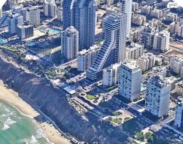 דירה, שדרות ניצה 20, צפון מערב מרכז העיר, נתניה