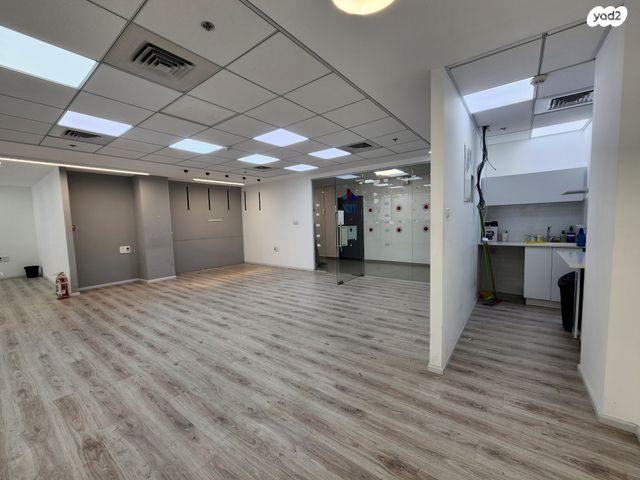 משרדים, בן גוריון, אשקלון