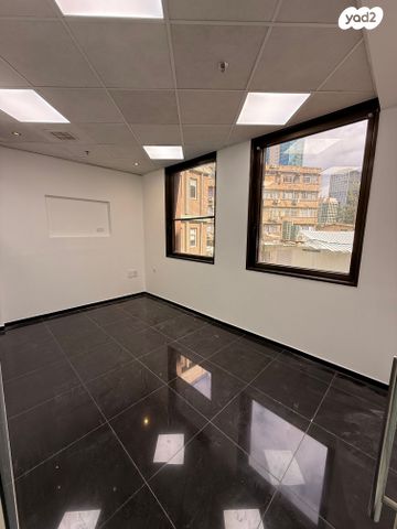 משרדים, דרך מנחם בגין, רמת גן