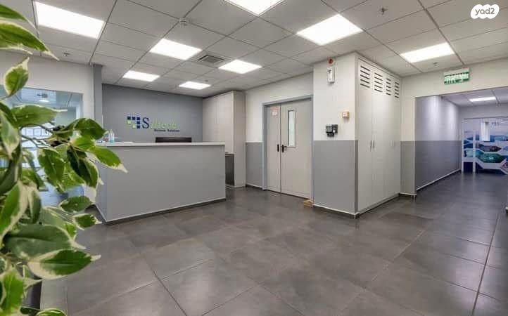 משרדים, פארן, יבנה