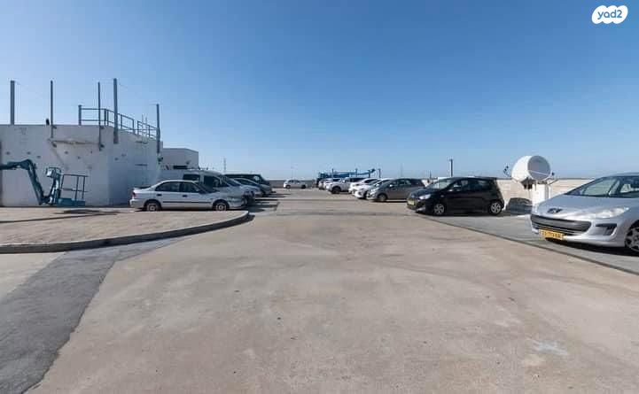 משרדים, פארן, יבנה