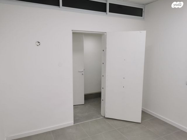 מחסנים, ההגנה, לב המושבה / מרכז העיר, פתח תקווה