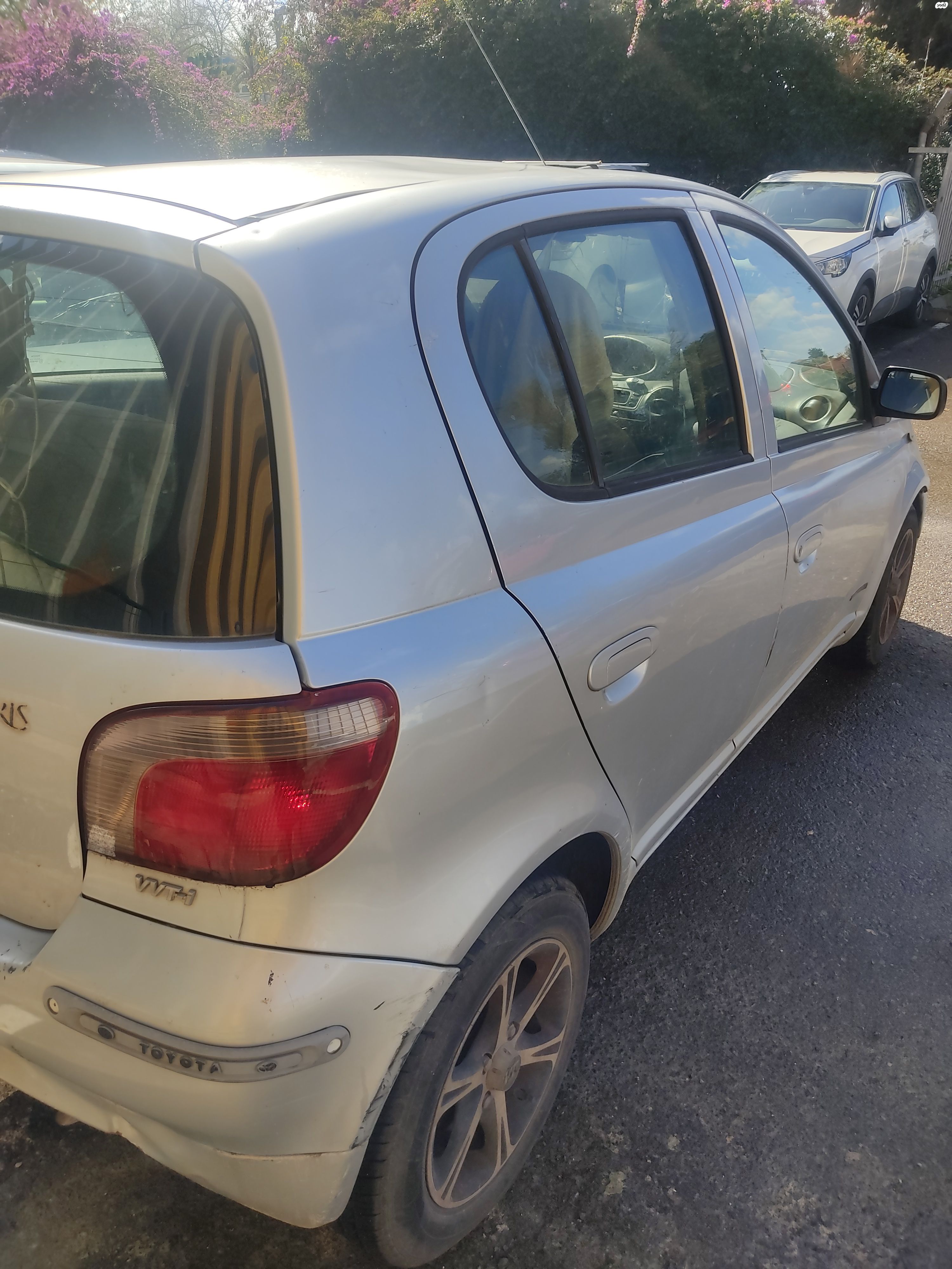 מודעת רכב טויוטה יאריס