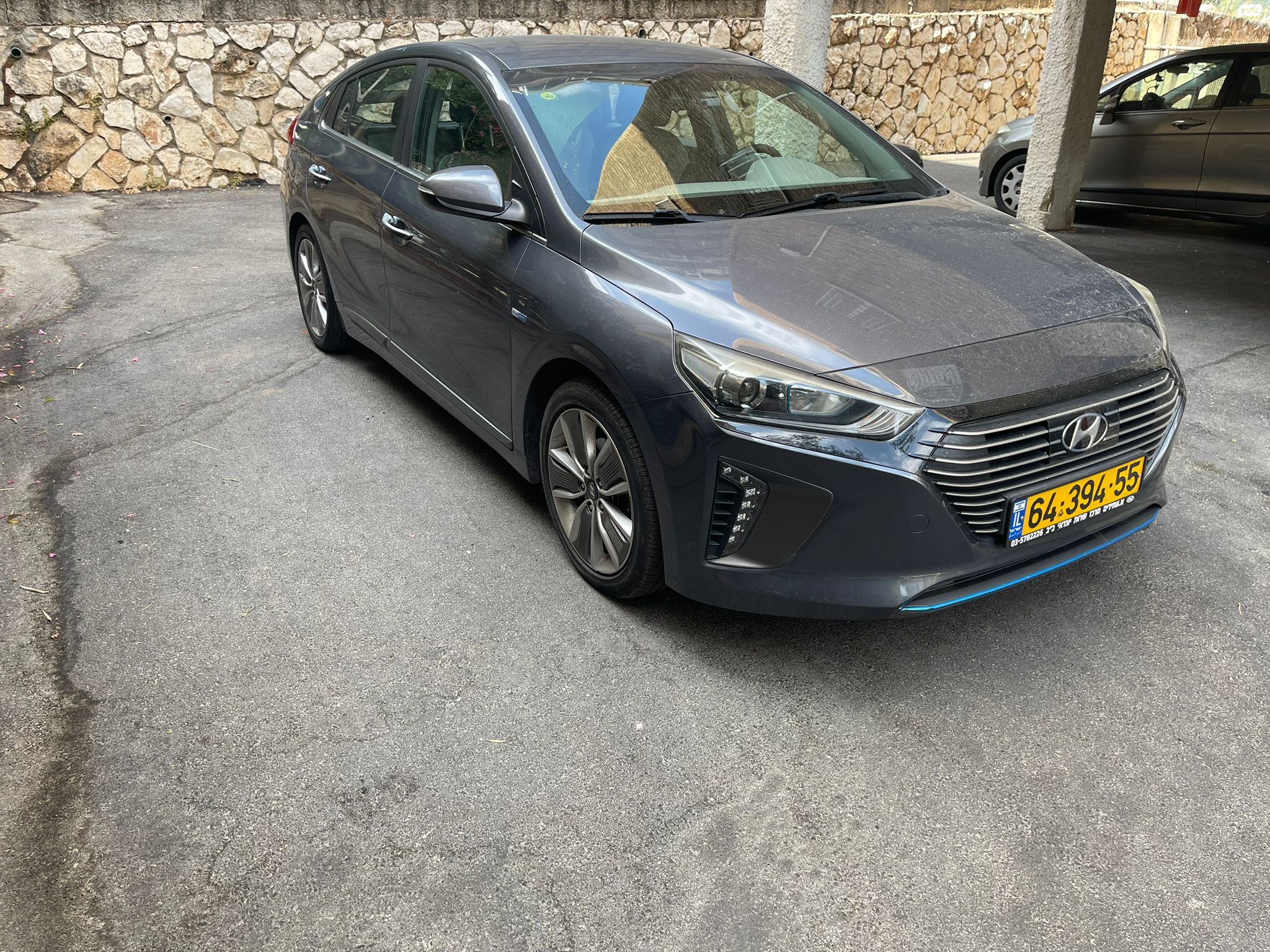 מודעת רכב יונדאי איוניק