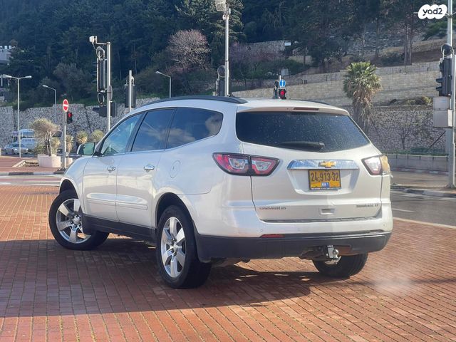 שברולט טראוורס