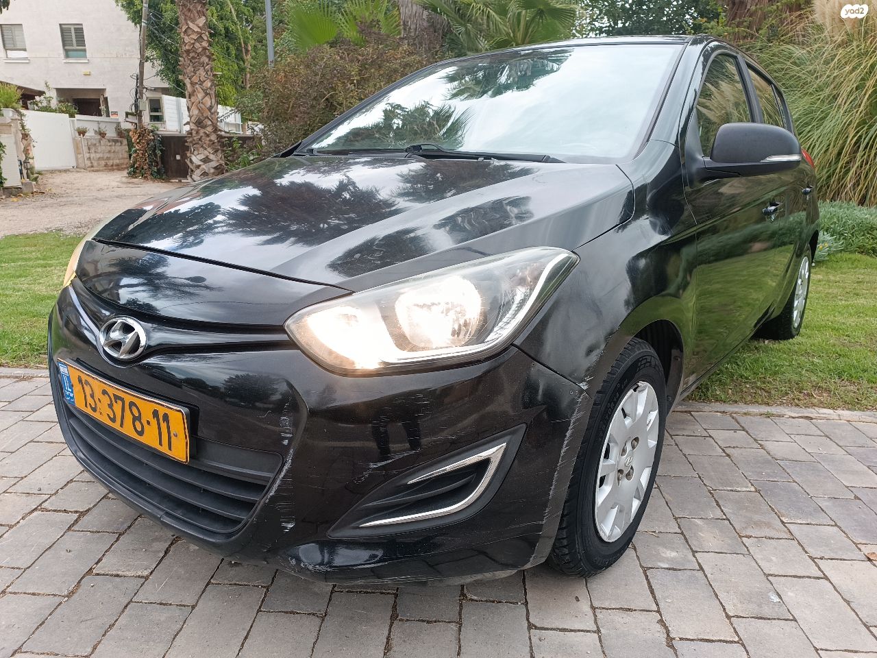 מודעת רכב יונדאי i20