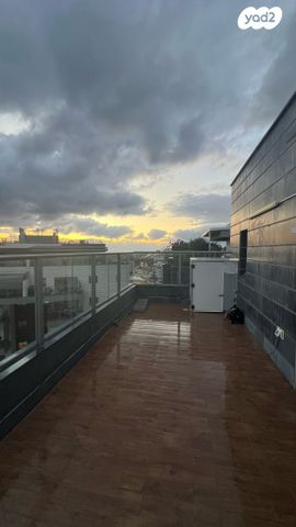 גג/ פנטהאוז, שדרות הרב משה שמואל שפירא 3, פארק המושבה, באר יעקב