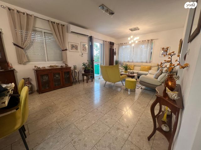 דופלקס, פשוש, כפר סבא