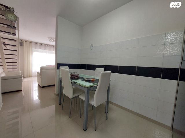 גג/ פנטהאוז, תלמים, גני אביב, לוד