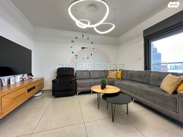 גג/ פנטהאוז, דבורה הנביאה, רובע יזרעאל סביוני העמק, עפולה