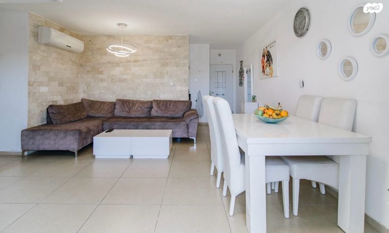 אליהו בן חור 