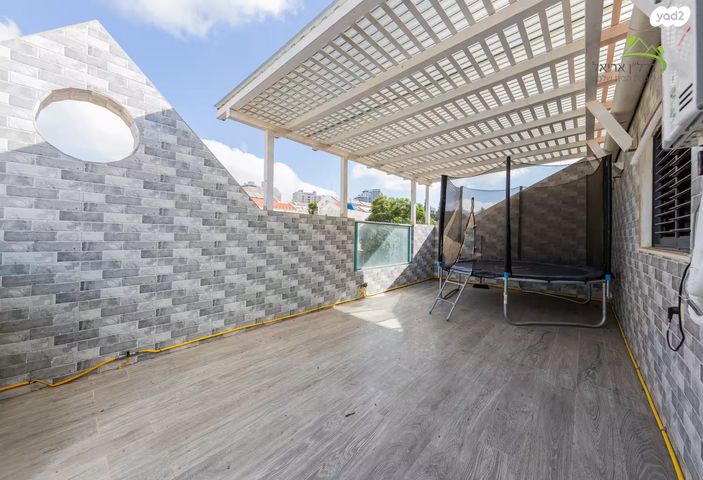 דופלקס, דרך אפרתה, רובע ד', אריאל