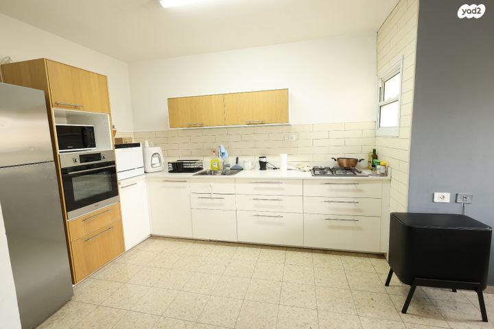 שדרות יוהנה ז'בוטינסקי 24