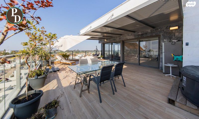 גג/ פנטהאוז, כפר יונה