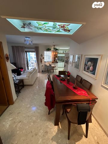 דירה, ז'בוטינסקי, עיר, מרכז העיר, נהריה