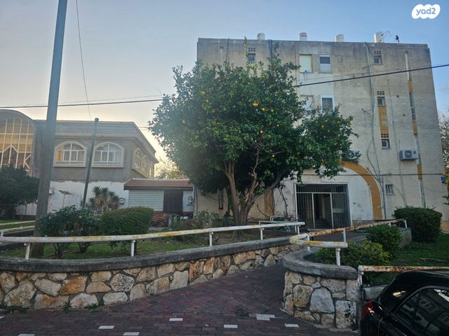 קיבוץ גלויות 