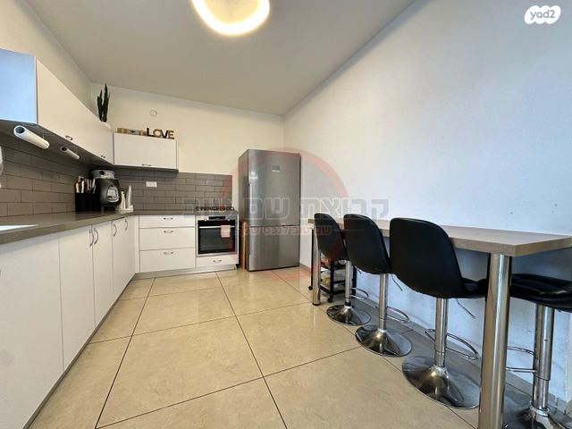 גג/ פנטהאוז, דבורה הנביאה, רובע יזרעאל סביוני העמק, עפולה