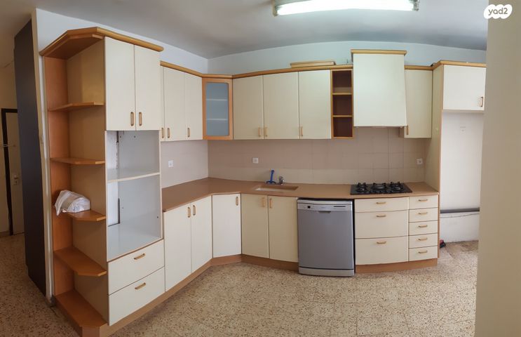 דירה, מכבי, נווה דוד רמז, רעננה