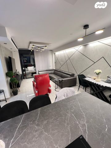 דירה, קדושי קהיר, בת ים