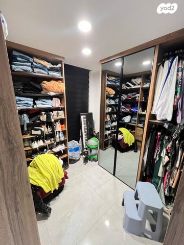 דירה, קדושי קהיר, בת ים