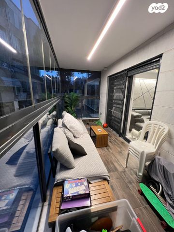 דירה, קדושי קהיר, בת ים