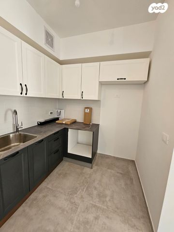 דירה, בארט 7, נווה אביבים, תל אביב יפו