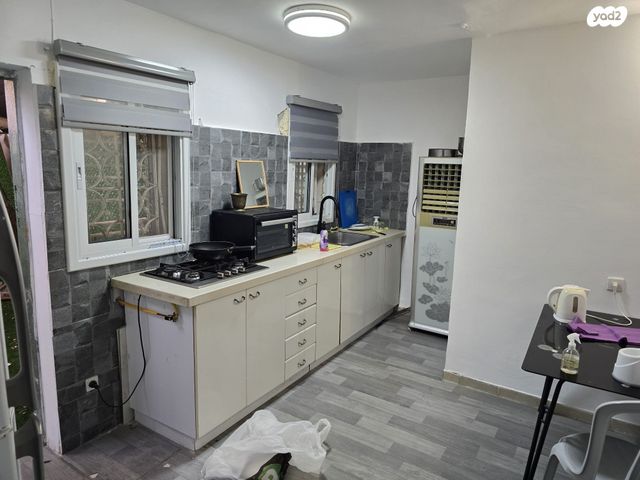 דירת גן, שמעון בר גיורא, שכונה ד', באר שבע