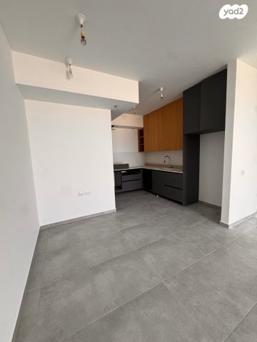 דירה, אריאל שרון 10, סיטי, גבעתיים