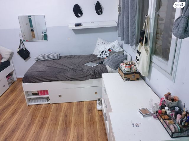 מגרשים, ירושלים, שיכוני מזרחי, כפר סבא