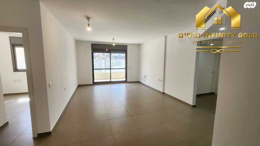 דירת גן, שוהם, אבני חן, חריש