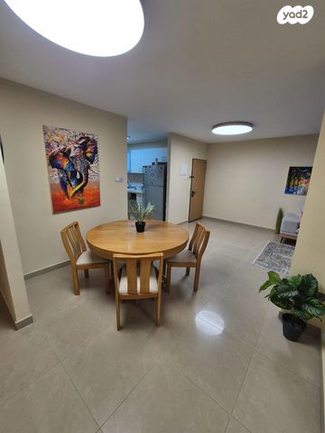 דירה, הרב רפאל אנקווה, קרית נורדאו, נתניה