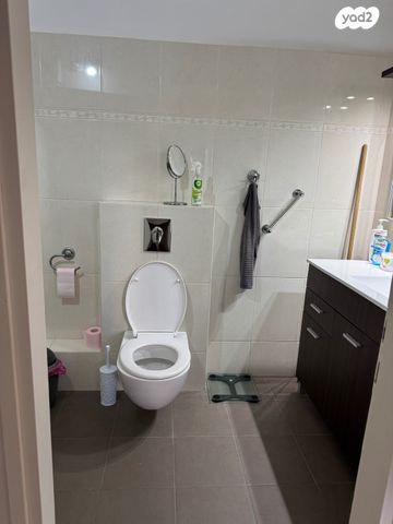 גג/ פנטהאוז, הס, מרכז, הרצליה