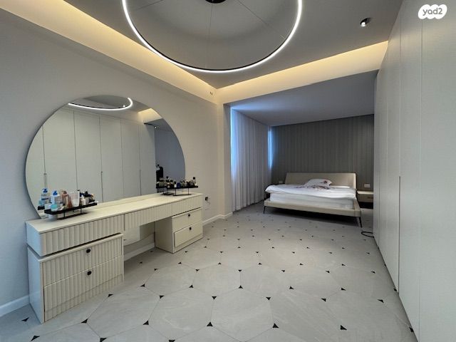 דירה, שדרות מנחם בגין, גבעת אולגה, חדרה