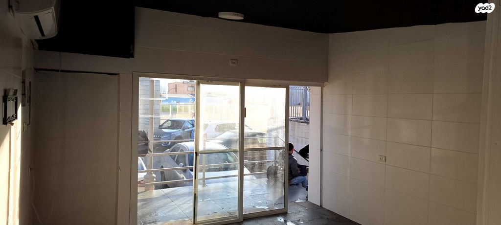 חנויות/ שטח מסחרי, אביה השופט, שכונה ד', באר שבע