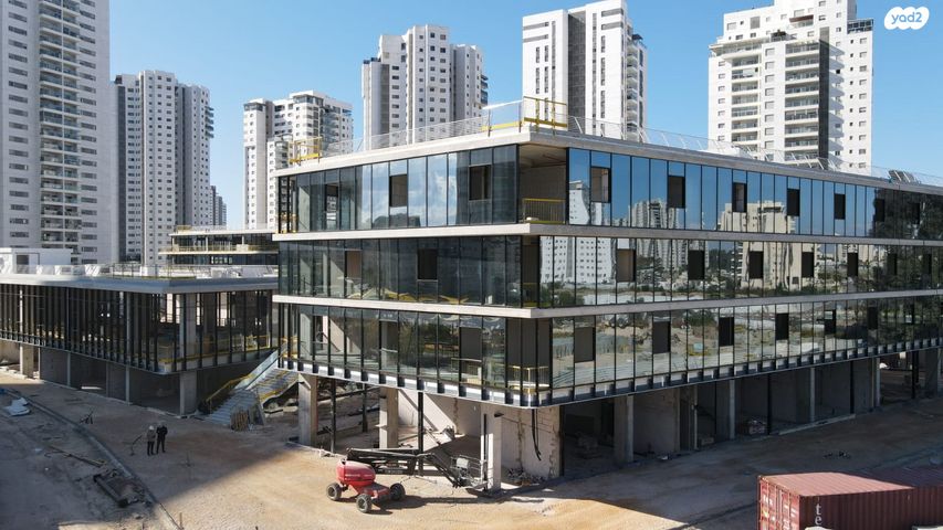 משרדים, קרית מוצקין