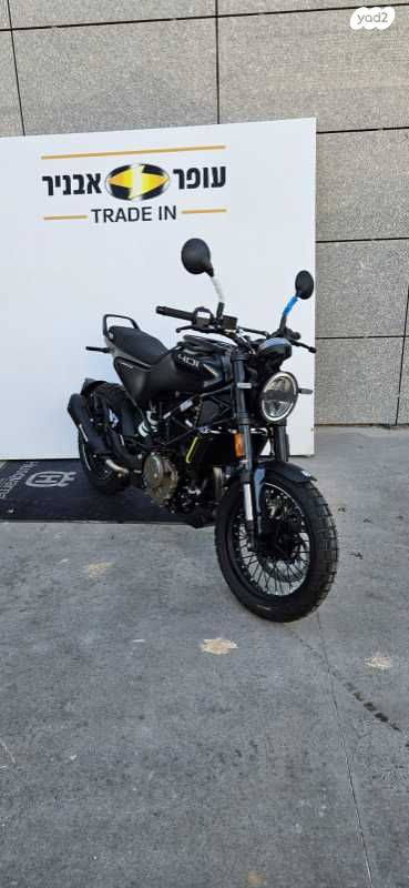 מודעת רכב הוסקוורנה SVARTPILEN 401