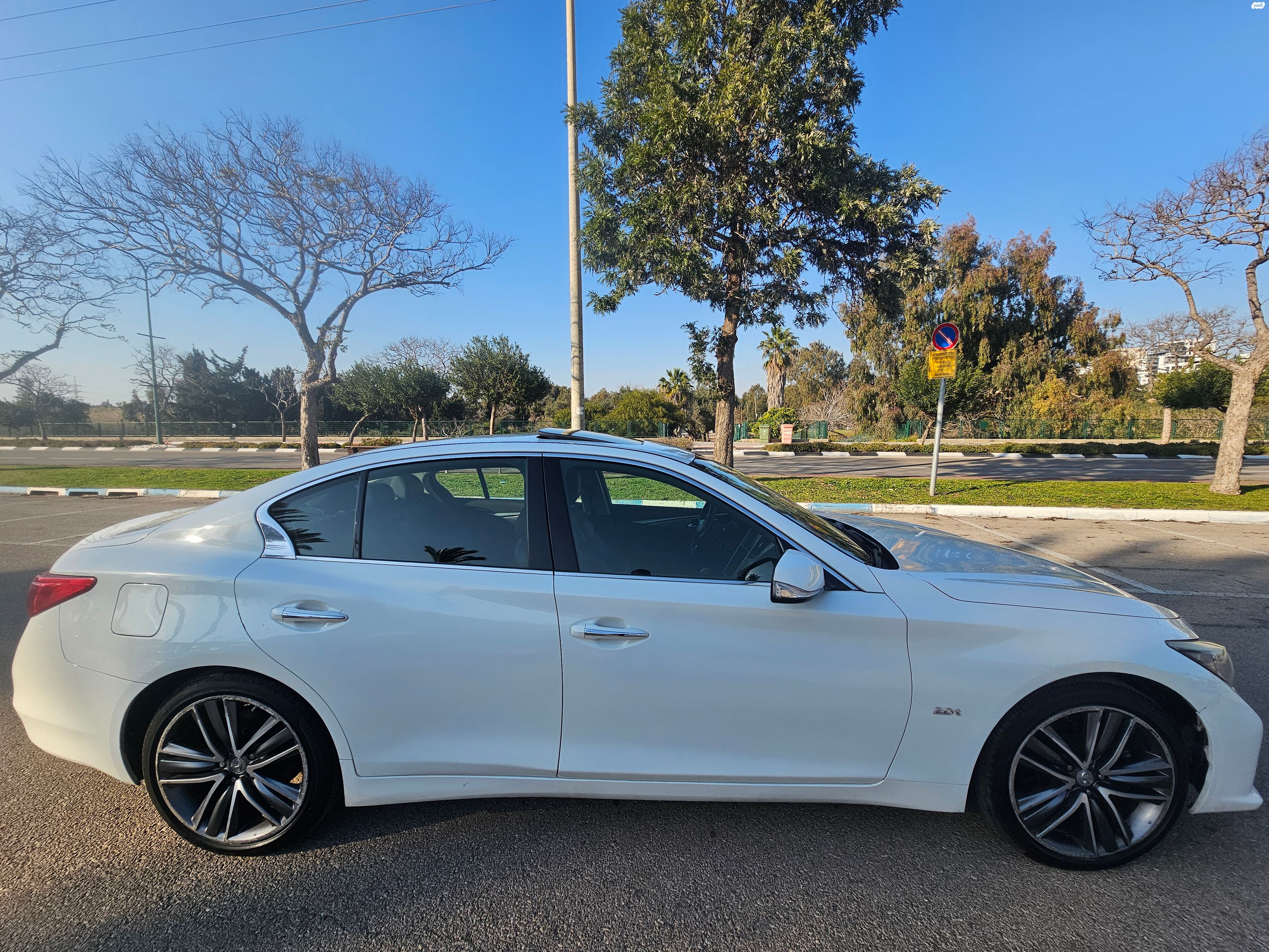 מודעת רכב אינפיניטי Q50 2