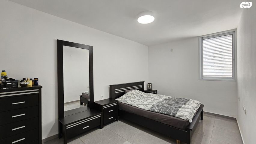 דירה, אסירי ציון 4, פאר, חדרה