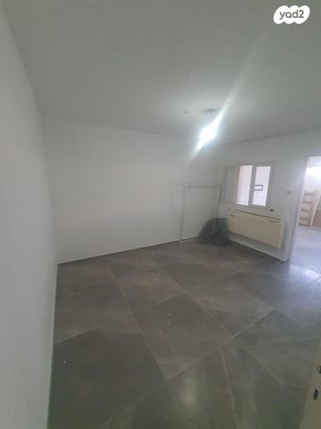 דירת גן, התחייה 26, גבעת ציון, אשקלון