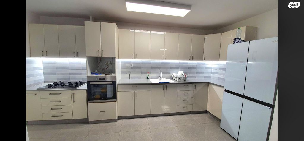 דירה, אסירי ציון 4, פאר, חדרה