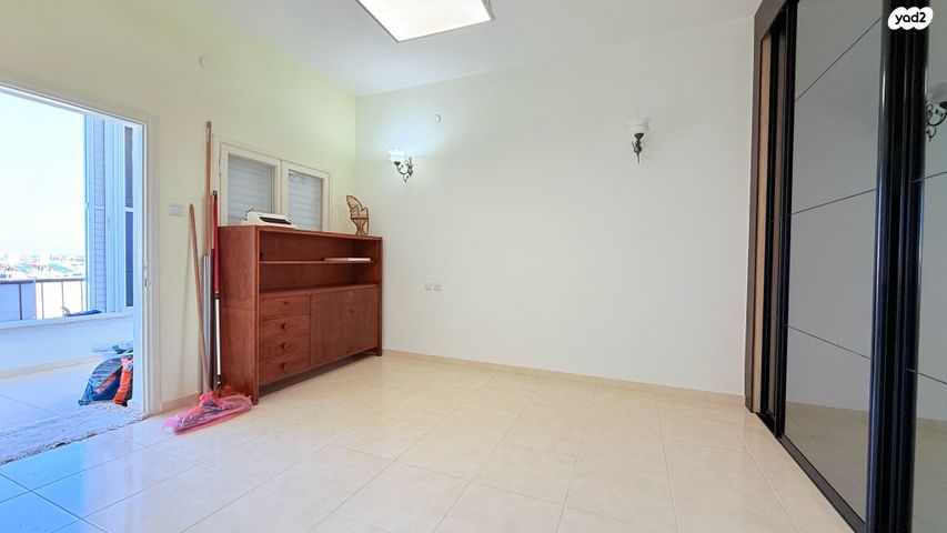 דירה, דרך יד לבנים 16, תל עמל, חיפה