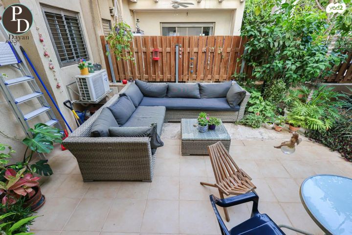 דירת גן, כפר יונה