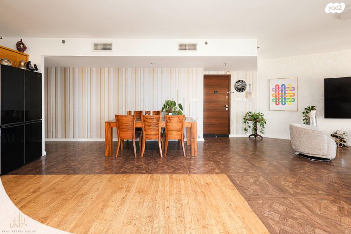 דירה, פייר קניג, נוף הטיילת, נתניה