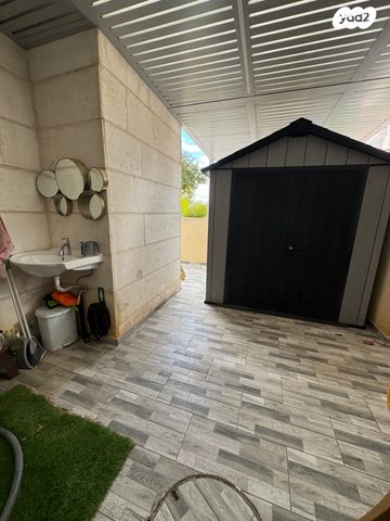 דירת גן, יורם ורון, אפרידר, אשקלון