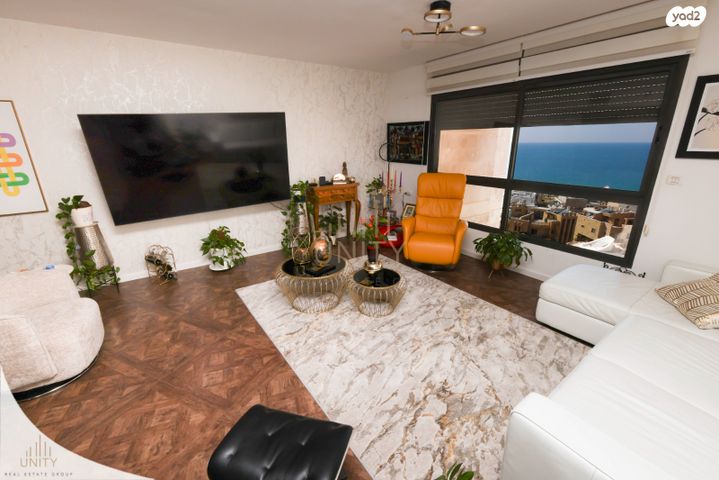 דירה, פייר קניג, נוף הטיילת, נתניה