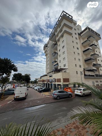 דירת גן, יורם ורון, אפרידר, אשקלון