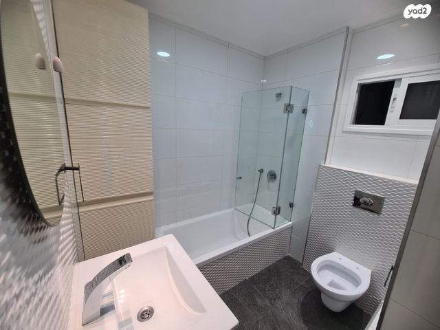 דירה, הנביאים 11, הנביאים, בת ים